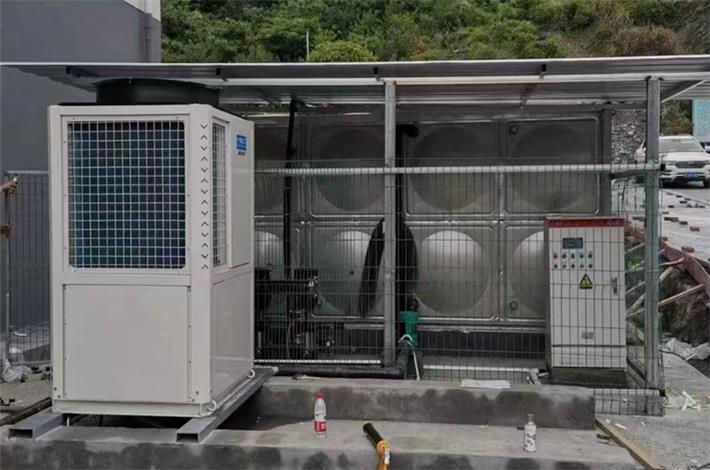 安裝空氣能熱泵助力學校冬季供暖工作